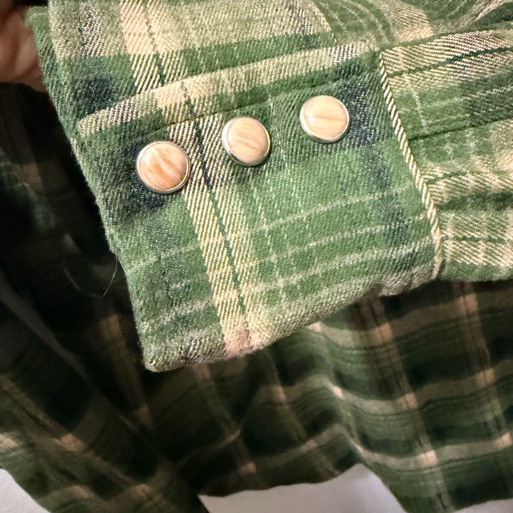NWT RODEO QUINCY XL Plaid Petal Rodeo Button Up - Picture 8 of 8